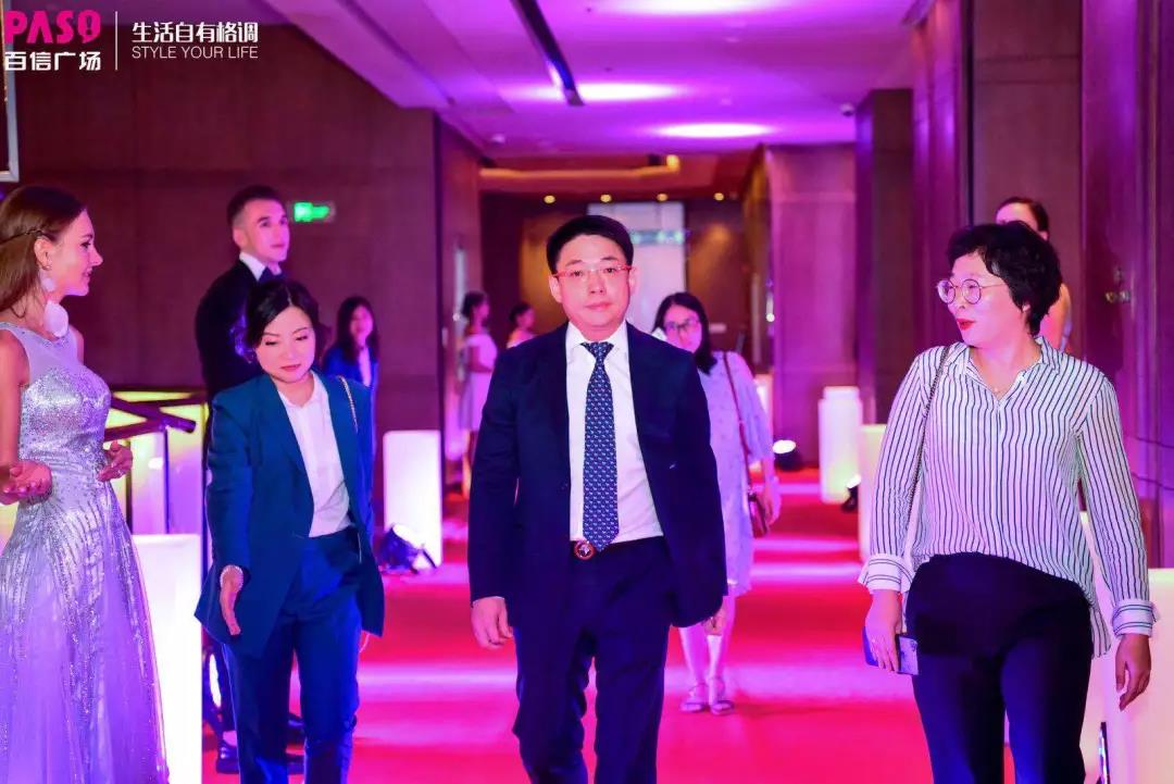 百信廣場(chǎng)招商答謝PARTY圓滿召開， “白云航母”蓄勢(shì)待發(fā)！